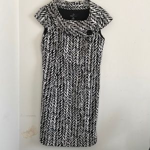 Black and white dress size round color with button